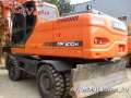   Doosan DX210W