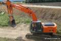    Hitachi ZX240